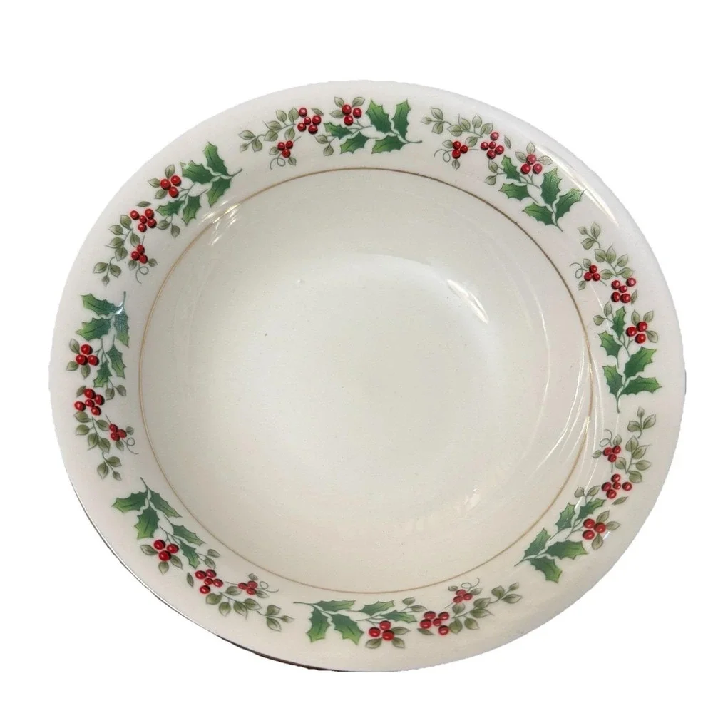Gibson Holly Berries Set Of 4 Soup Cereal‎ Bowls Vintage Retired Christmas 6.5